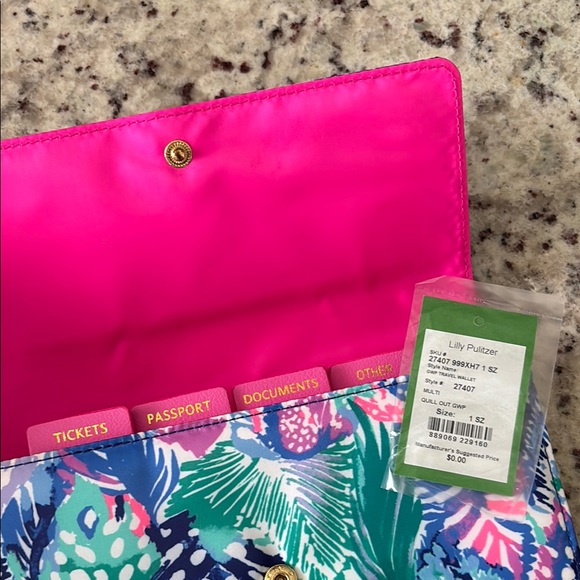 Lilly Pulitzer Blue and Pink Clutch Vibrant Tropical Design - Picture 2 of 5